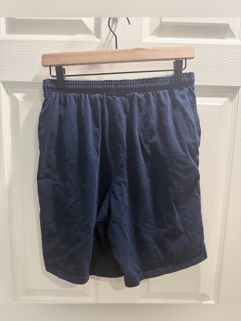 Champion Men’s Navy Athletic Shorts Size Medium | Logo Sweat Shorts - Picture 5 of 7